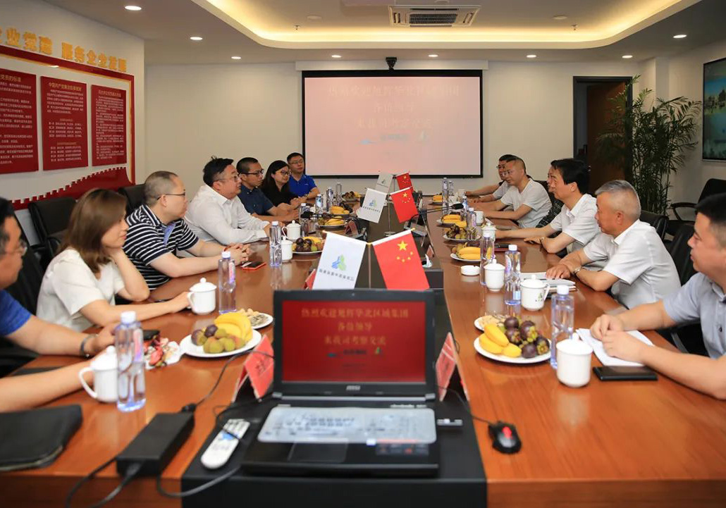 公司總裁陳永明帶隊(duì)與華潤(rùn)置地、旭輝集團(tuán)、金地集團(tuán)等戰(zhàn)略大客戶開展高層交流