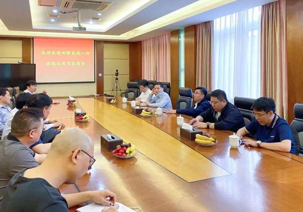 融創(chuàng)中國(guó)執(zhí)行總裁田強(qiáng)帶隊(duì)考察蘇中建設(shè)